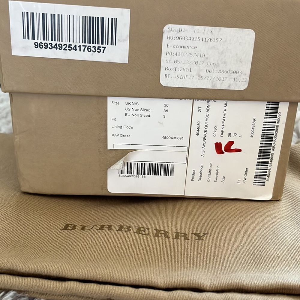 Burberry Avonwick quilted ballerina flats with buckle - Picture 5 of 5